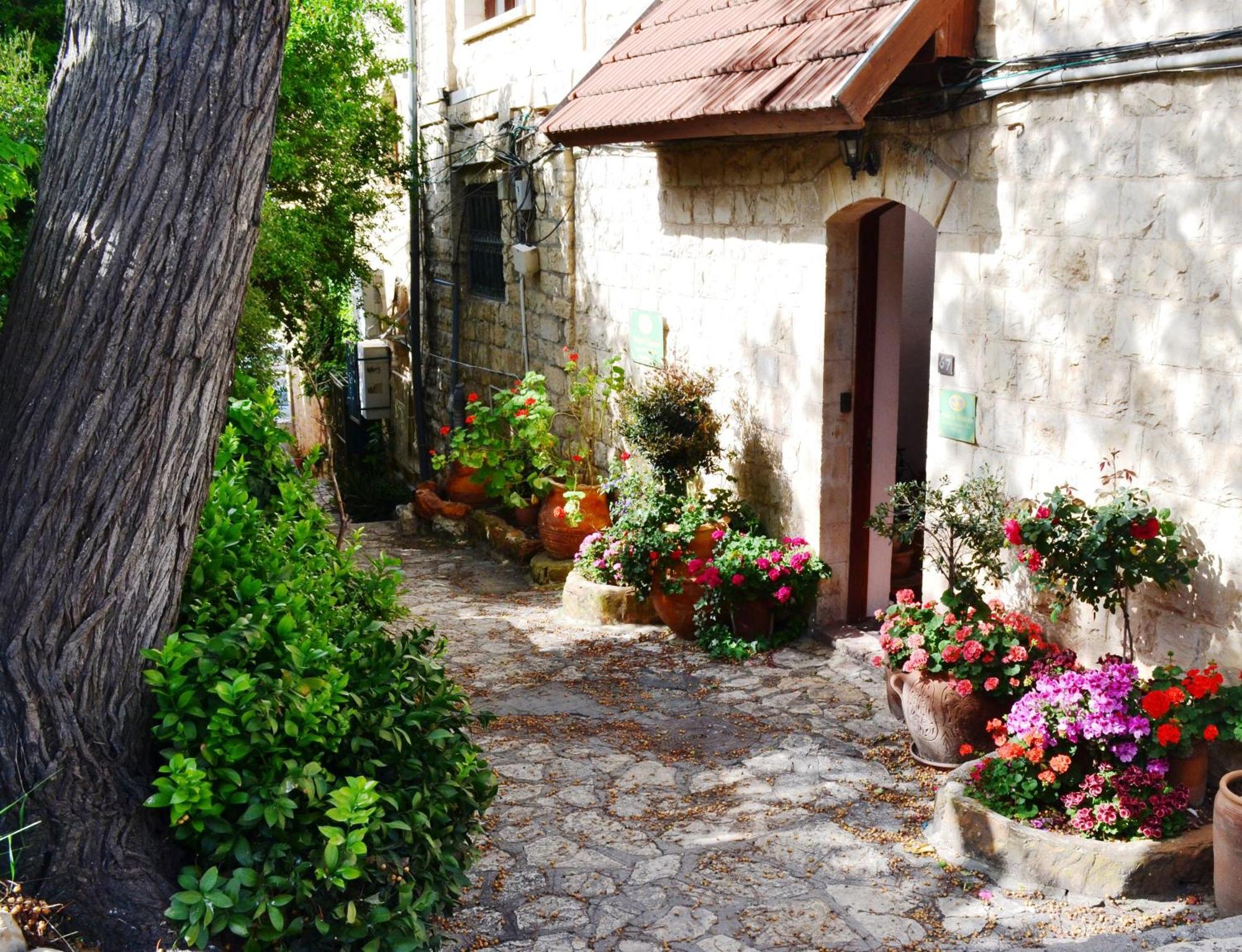 Palacio Domain - Stylish European Luxury Boutique Hotel Safed Ngoại thất bức ảnh